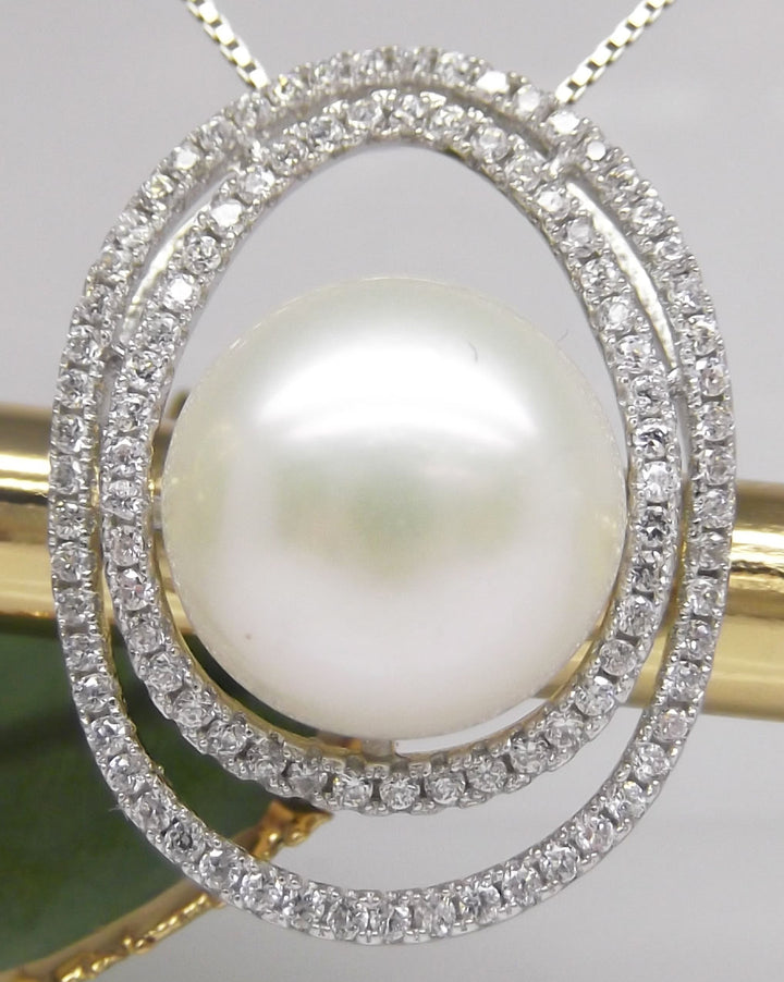 12mm White Pearl Pendant Necklace
