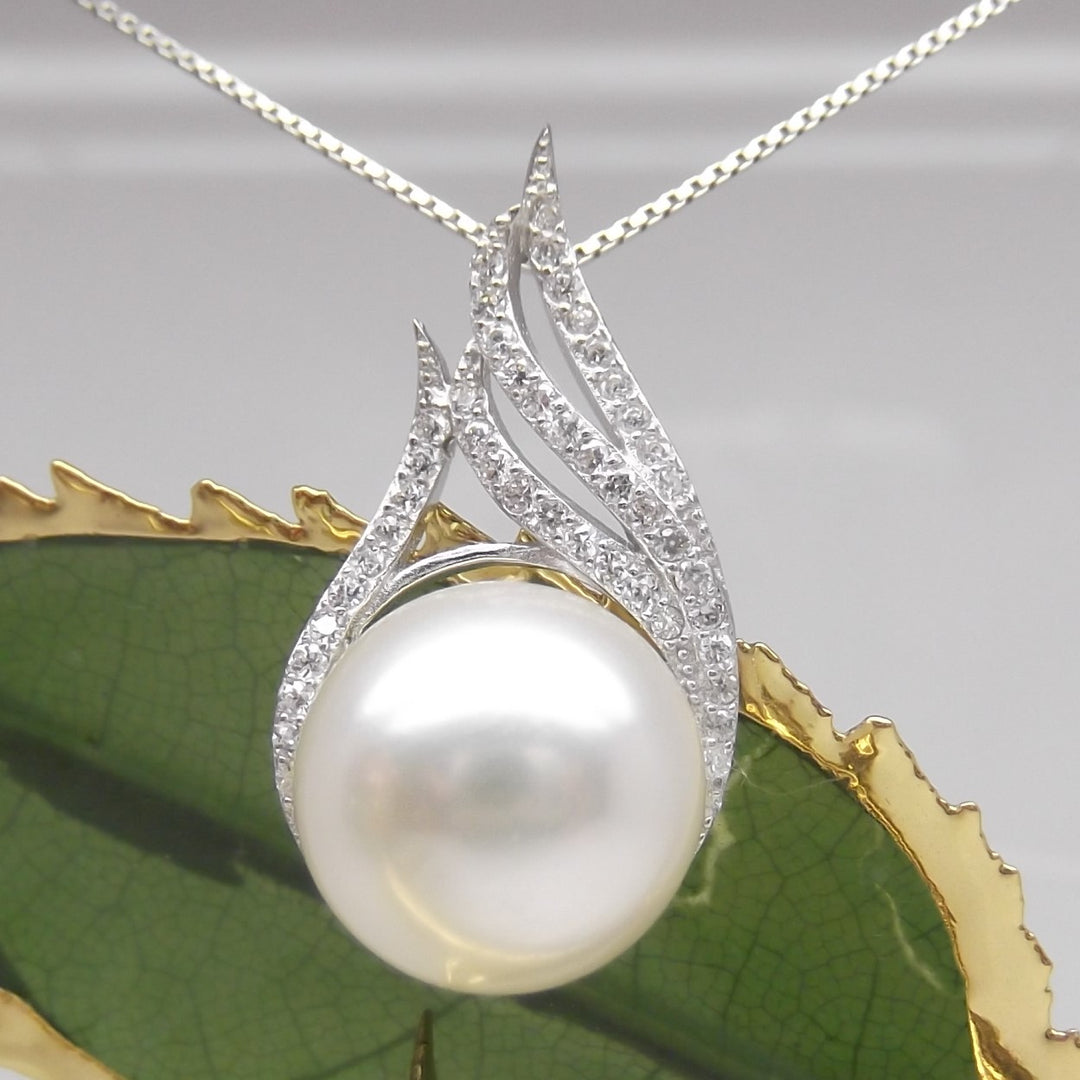 10.5mm Fire Sterling Silver White Pearl Pendant Necklace