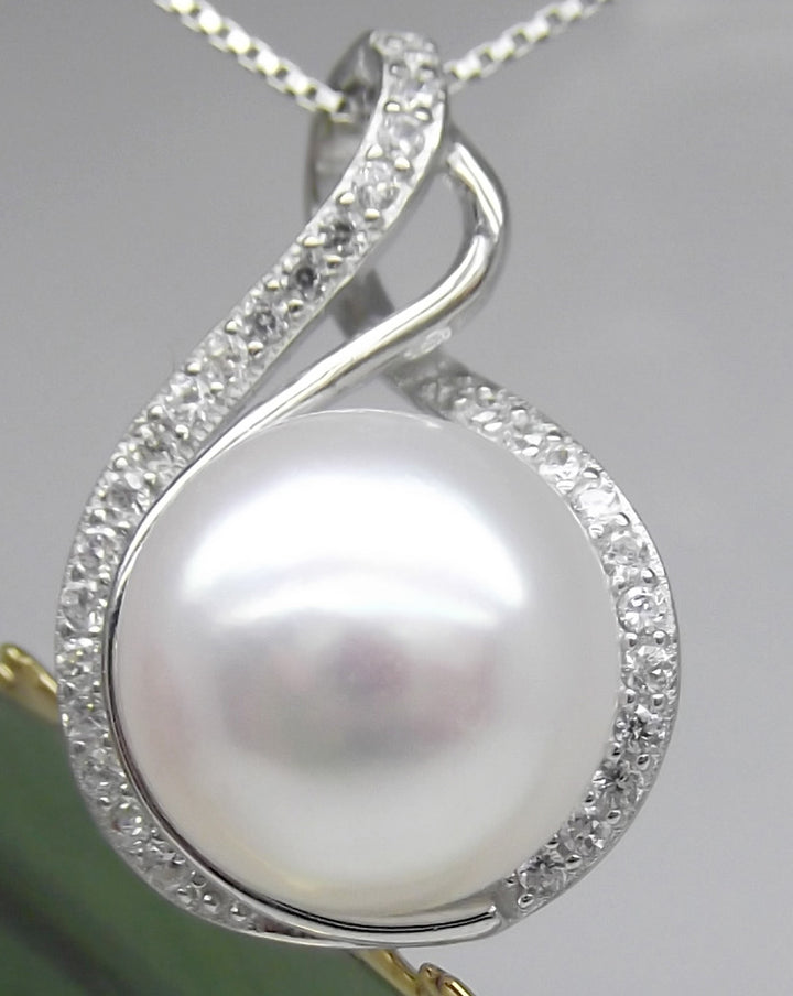 9mm Sterling Silver White Pearl Pendant Necklace