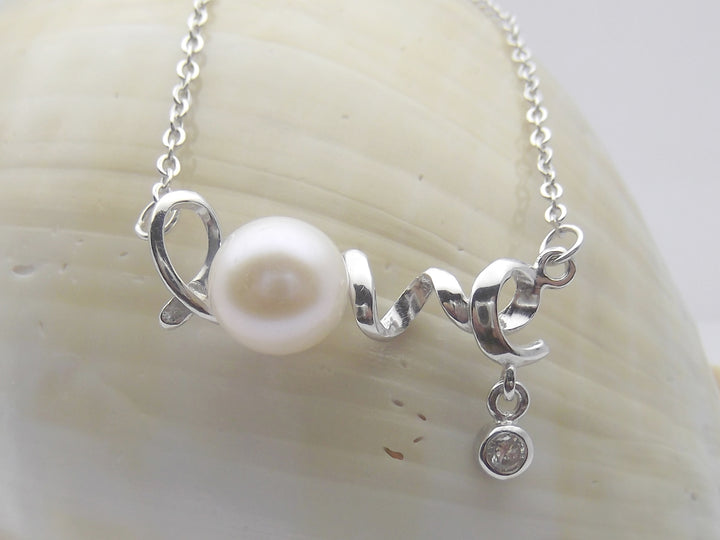 8.5mm Sterling Silver LOVE White Pearl Pendant Necklace