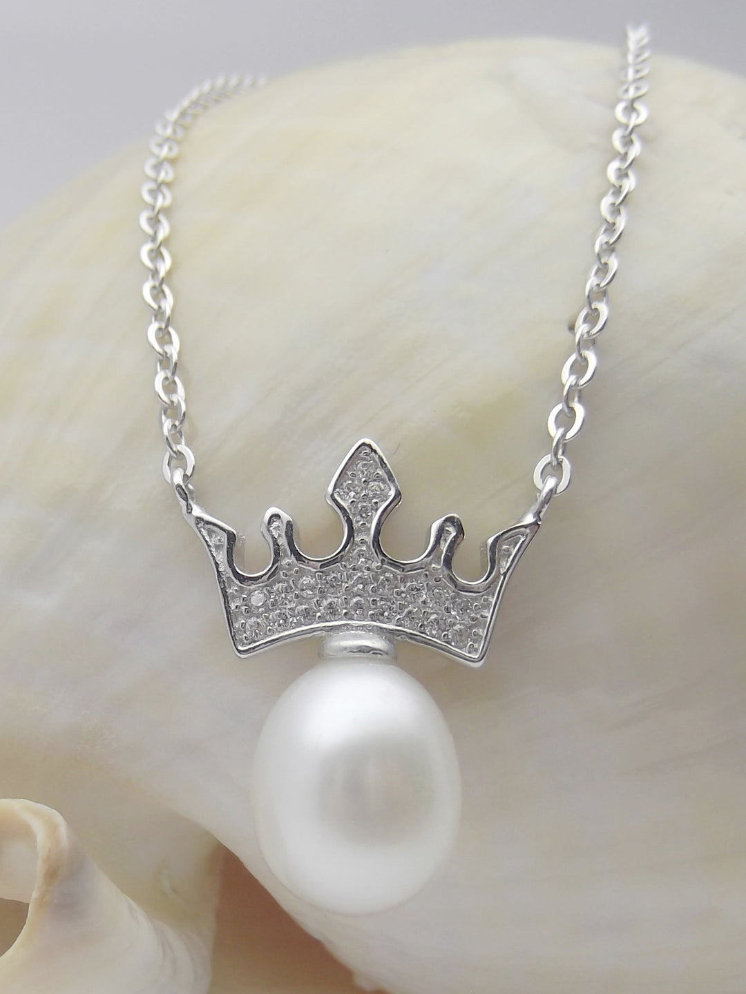 8.5mm Sterling Silver Crown White Pearl Pendant Necklace