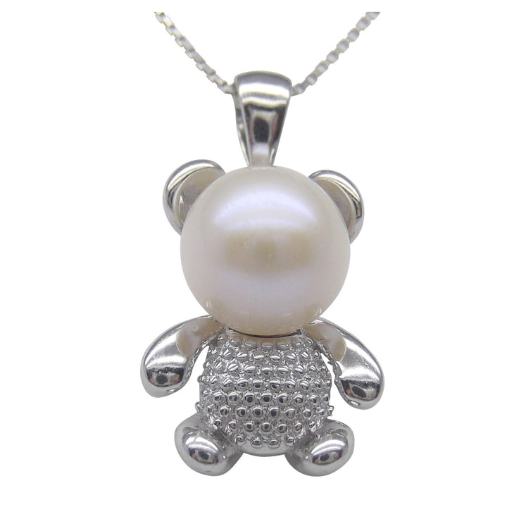 8.5mm Bear White Pearl Pendant Necklace