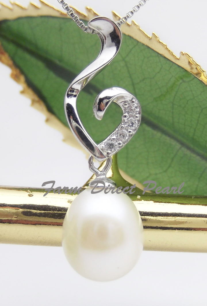 8.5mm Sterling Silver Flame White Pearl Pendant Necklace Earrings Set