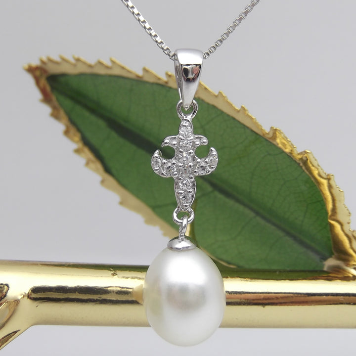 8.5mm Sterling Silver White Pearl Pendant Necklace Earrings Set