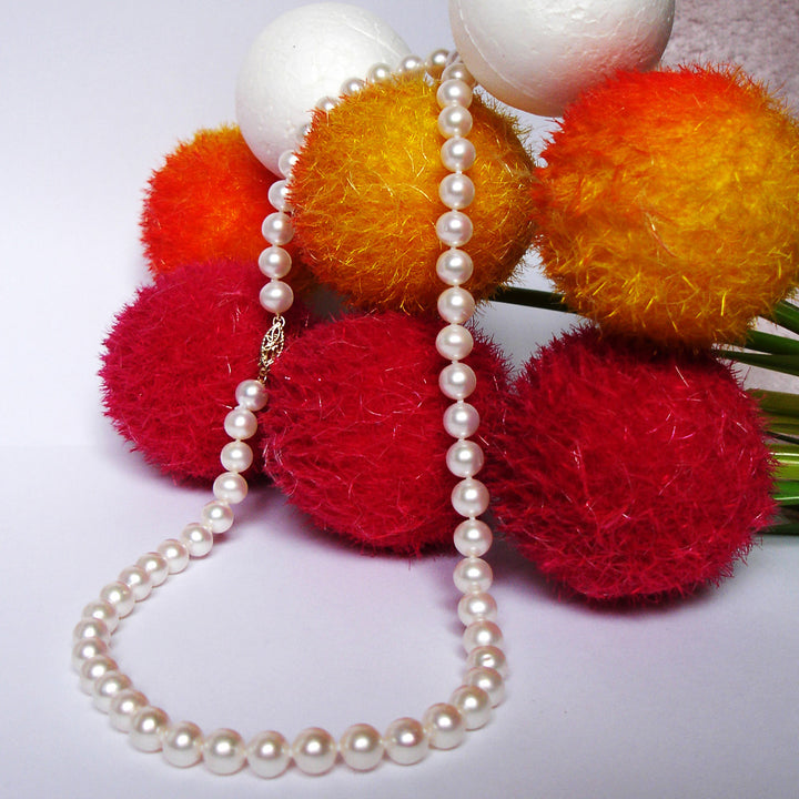 AAAA+ 16 Inch Choker 8-8.5mm White Pearl Necklace 14K Yellow Gold Clasp Cultured Freshwater