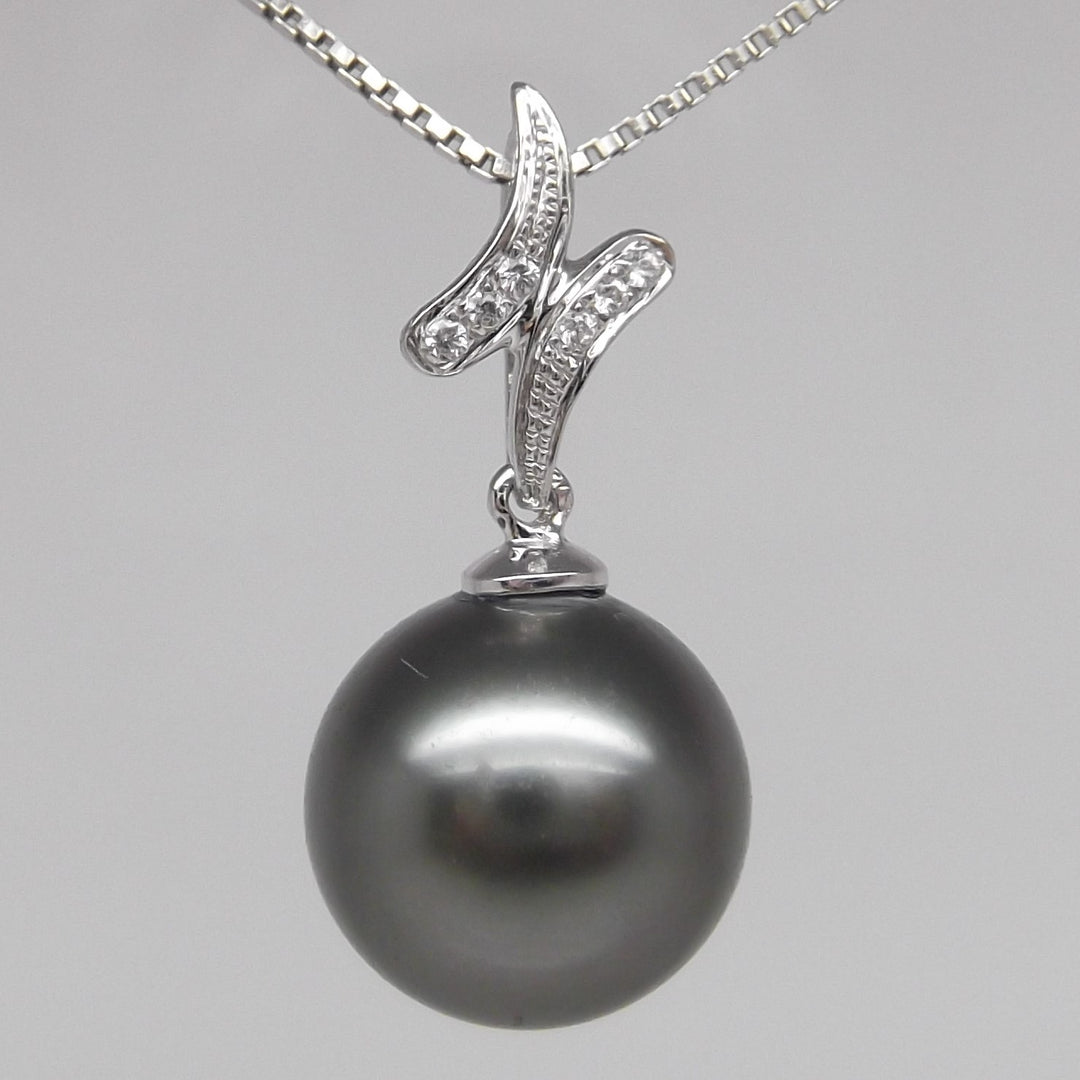 AAAA+ 10.01mm Black Tahitian Pearl Pendant 14K White Gold 0.32g