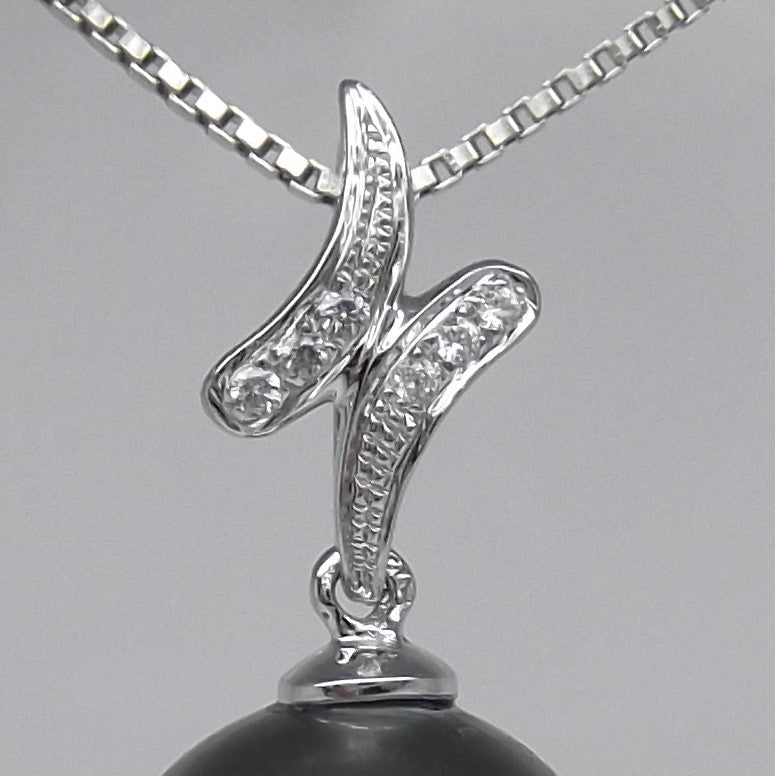 AAAA+ 10.01mm Black Tahitian Pearl Pendant 14K White Gold 0.32g