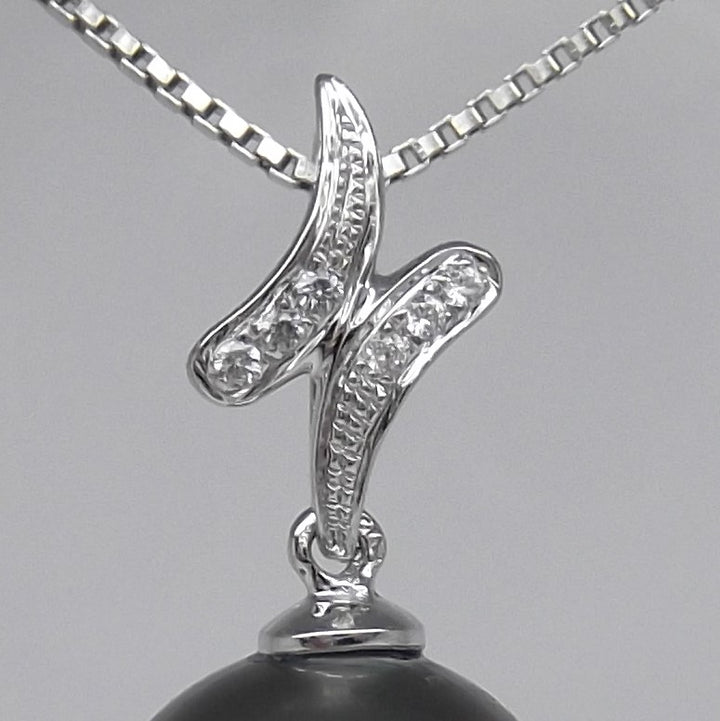 AAAA+ 10.01mm Black Tahitian Pearl Pendant 14K White Gold 0.32g