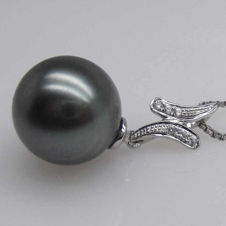 AAAA+ 10.01mm Black Tahitian Pearl Pendant 14K White Gold 0.32g